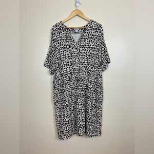 Chico’s Split Neck Tie Waist Pattern Comfy Short Sleeve Dress in Toasted Khaki